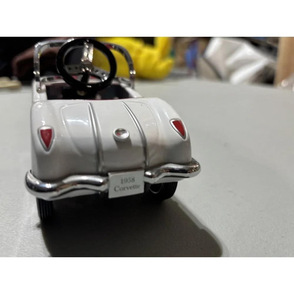 Museum Quality, Precision Metal Body Model Art used but